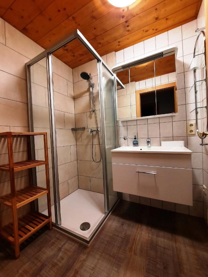 Andrea Apartman Fügen Kültér fotó